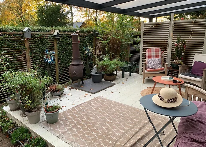 Kemping Gezellige Ruime Cottage, Prive, 2 Slaapkamers, Hond Welkom!