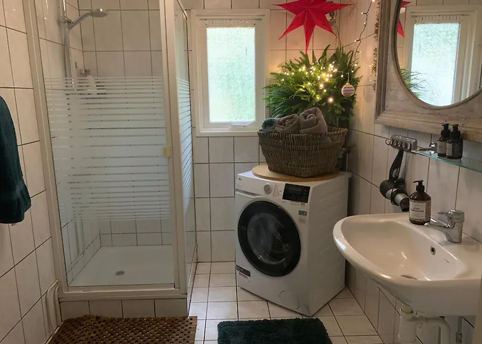 Gezellige Ruime Cottage, Prive, 2 Slaapkamers, Hond Welkom!